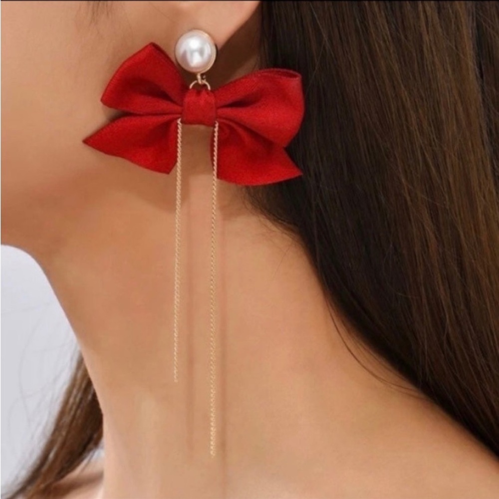 RED BOW & FAUX PEARL CHAIN DROP EARRINGS